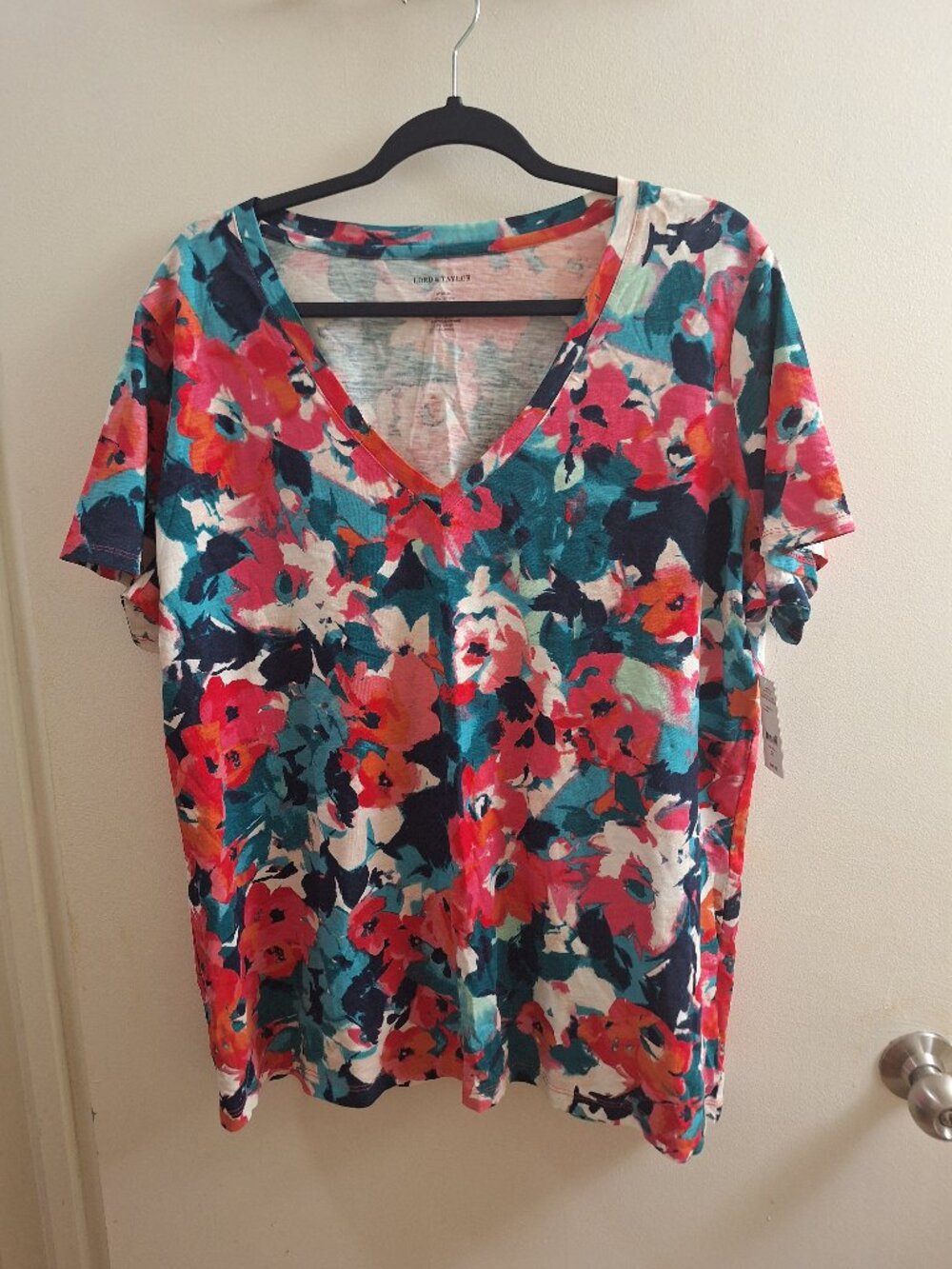 LORD AND TAYLOR TOP.